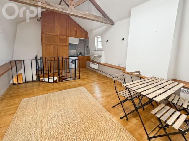 Appartement à louer 2 pièces • Senlis