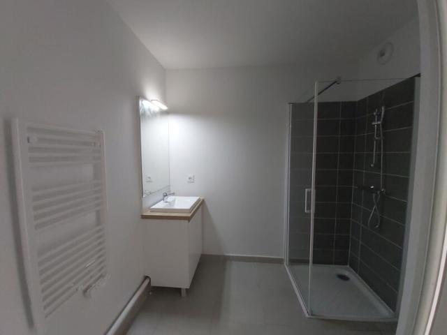 Appartement à louer 2 pièces • Sète