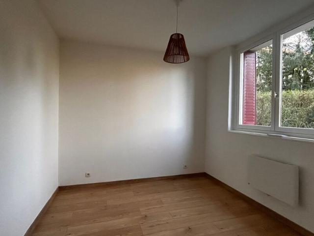 Appartement à louer 2 pièces • Tassin la Demi Lune