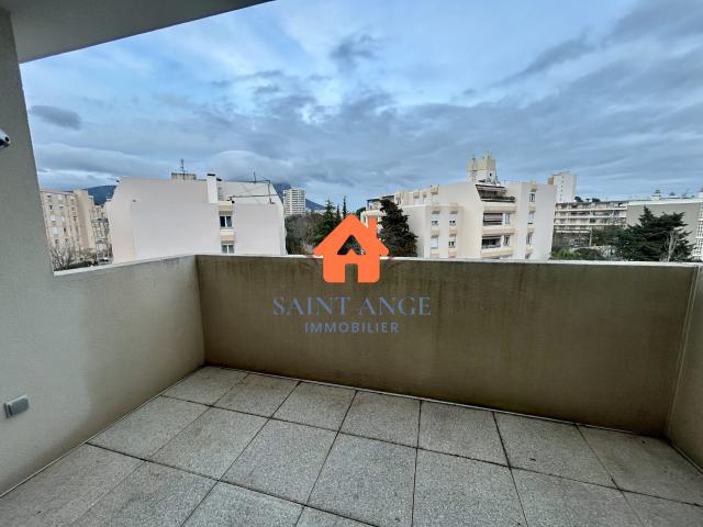 Appartement à louer, 2 pièces Toulon 83000