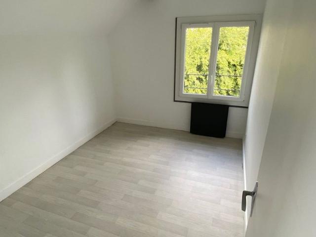 Appartement à louer 2 pièces • Triel sur Seine