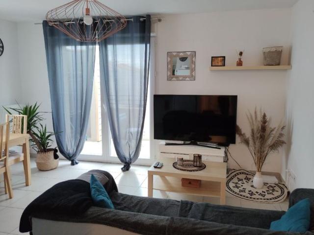 Appartement à louer 2 pièces • Vedène