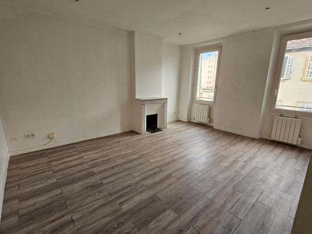 Appartement à louer 2 pièces