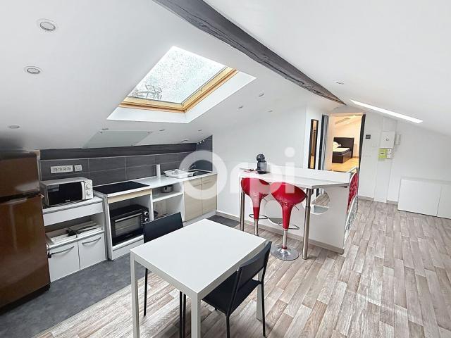 Appartement à louer 2 pièces 12 m