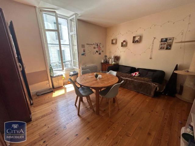Appartement à louer 2 pièces 34m²
