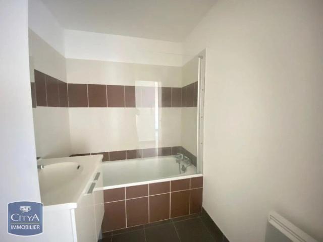 Appartement à louer 2 pièces 35.74m²