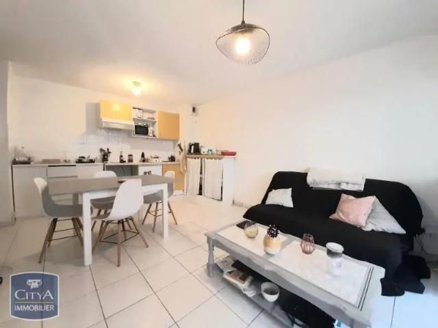 Appartement à louer 2 pièces 35.7m²