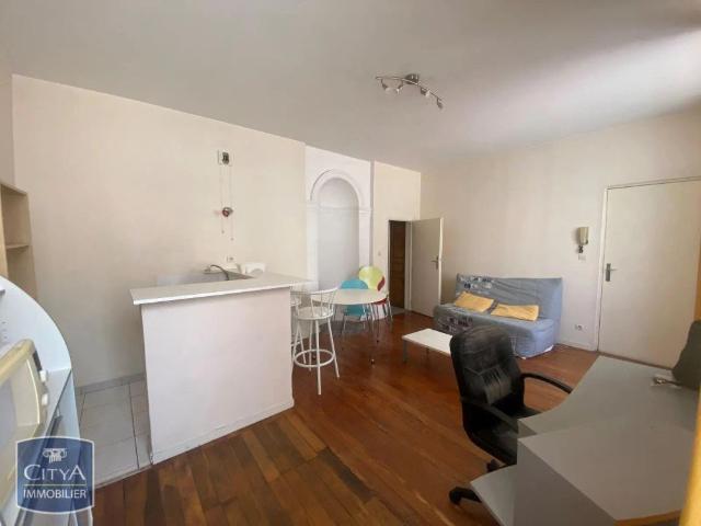 Appartement à louer 2 pièces 35.8m²