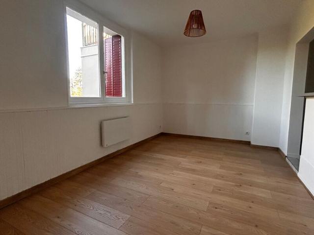 Appartement à louer 2 pièces • 36 m2 Tassin la Demi Lune