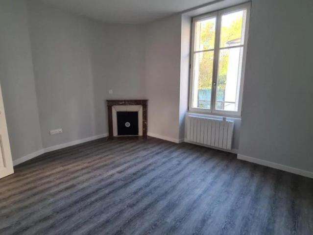Appartement à louer 2 pièces 37m²