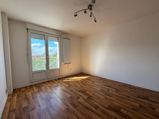 Appartement à louer 2 pièces • 38,42 m2 Savigny sur Orge
