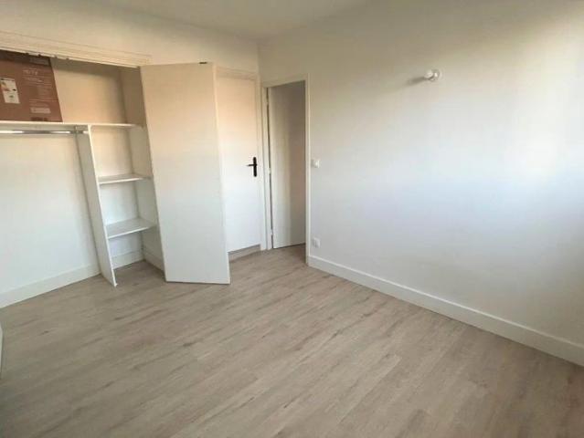 Appartement à louer 2 pièces 31.98m²