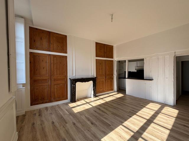 Appartement à louer 2 pièces