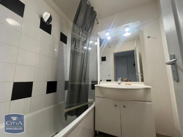 Appartement à louer 2 pièces 33.6m²