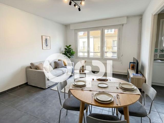 Appartement à louer 2 pièces 44 m