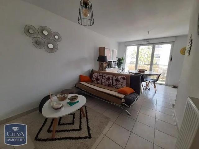 Appartement à louer 2 pièces 44.3m²