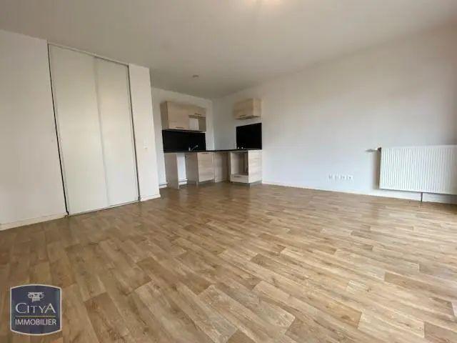Appartement à louer 2 pièces 44m²