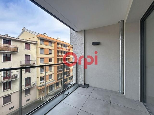 Appartement à louer 2 pièces • 45,18 m2 Thonon les Bains