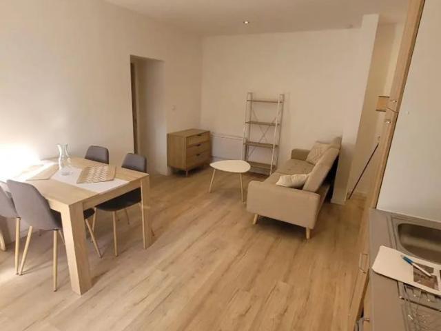 Appartement à louer 2 pièces 45.38m²