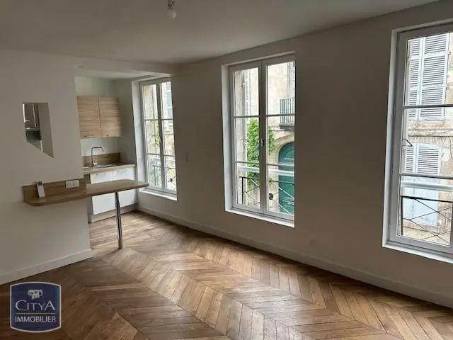 Appartement à louer 2 pièces 45.75m²