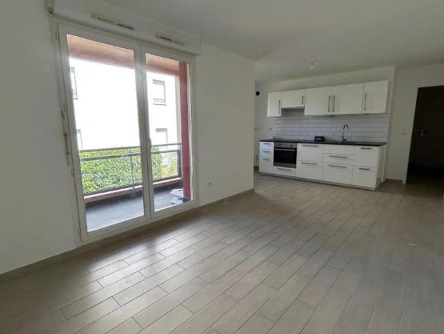 Appartement à louer 2 pièces 45.72m²