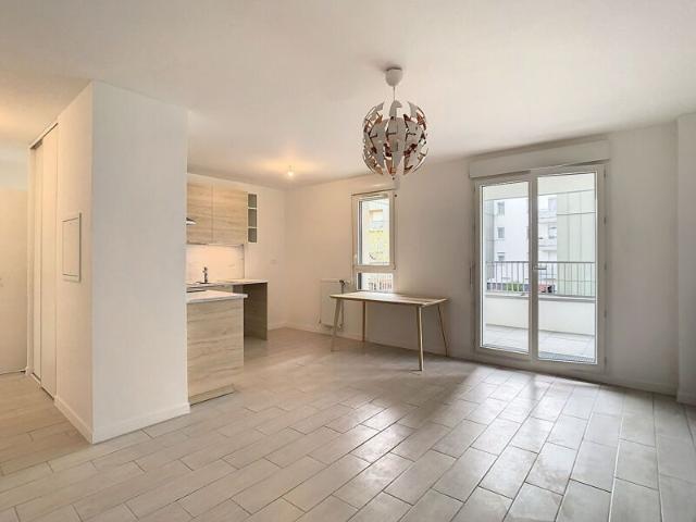 Appartement à louer 2 pièces • 45,88 m2 Créteil