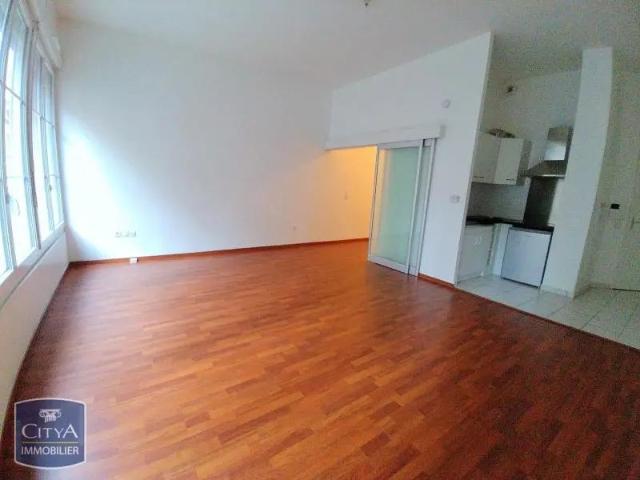 Appartement à louer 2 pièces 45m²