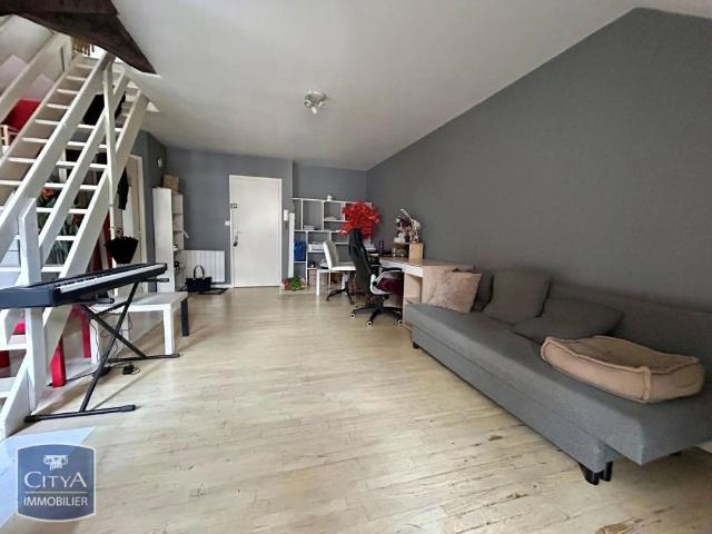 Appartement à louer 2 pièces 46.06m²