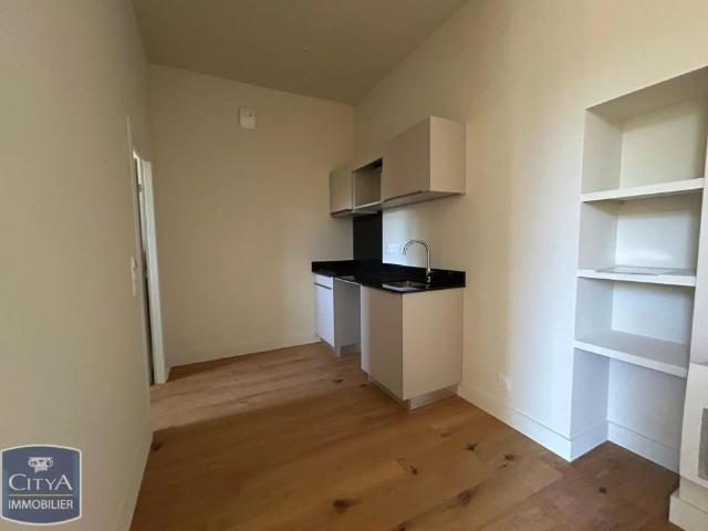 Appartement à louer 2 pièces 46.6m²