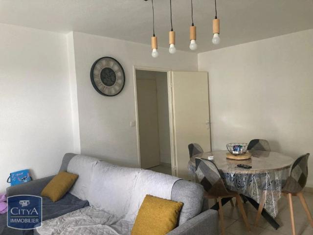 Appartement à louer 2 pièces 46.75m²