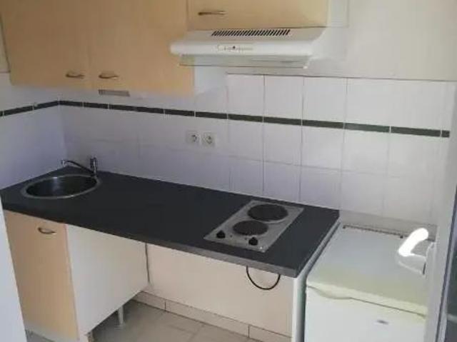 Appartement à louer 2 pièces 46.77m²