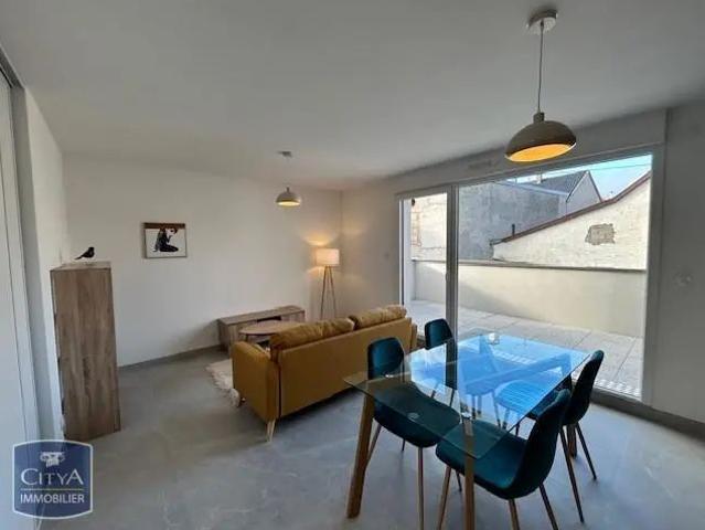 Appartement à louer 2 pièces 46.85m²