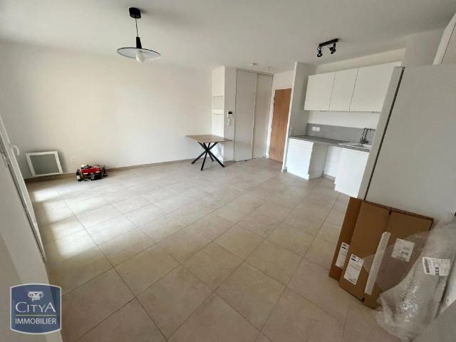 Appartement à louer 2 pièces 46.85m²