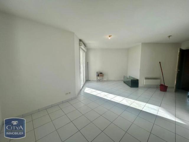 Appartement à louer 2 pièces 46.98m²
