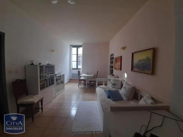 Appartement à louer 2 pièces 46m²