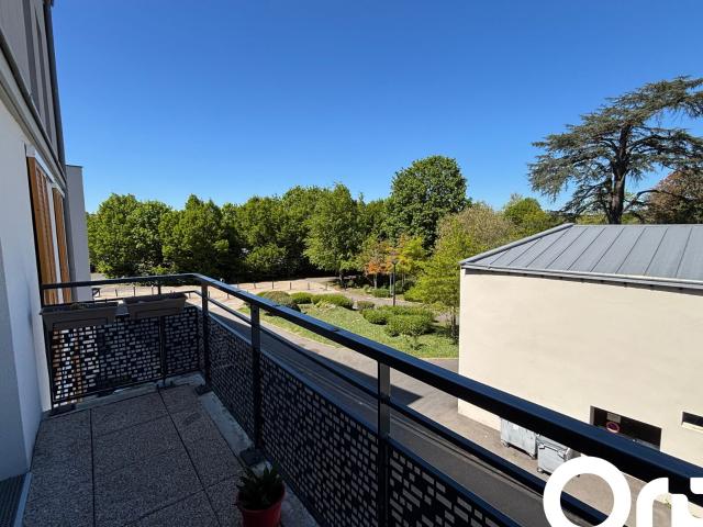 Appartement à louer 2 pièces 47 m
