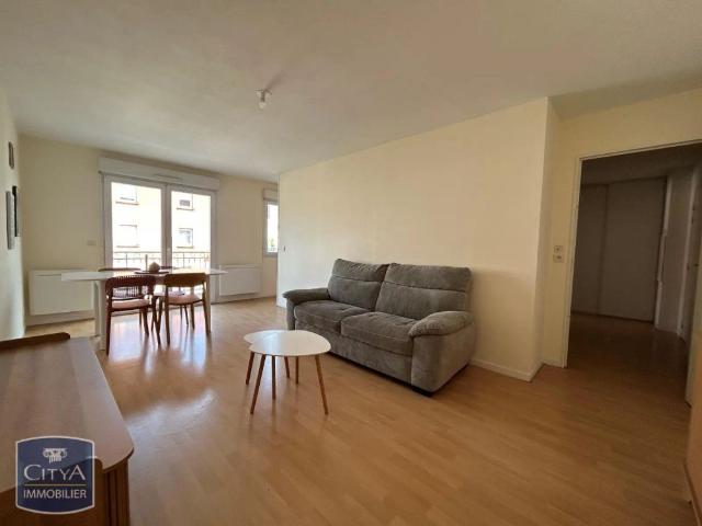 Appartement à louer 2 pièces 47.42m²
