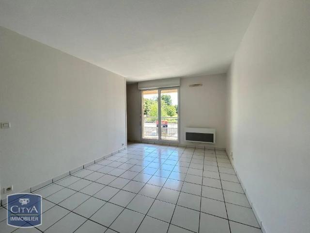 Appartement à louer 2 pièces 47.79m²