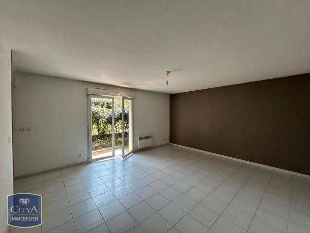Appartement à louer 2 pièces 47.7m²
