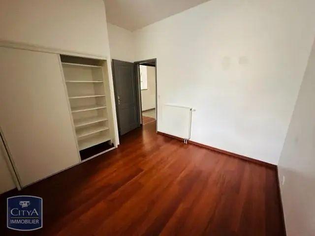 Appartement à louer 2 pièces 47.98m²