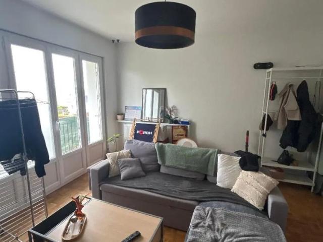 Appartement à louer 2 pièces 48.04m²