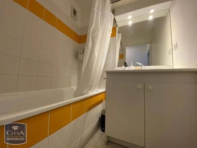 Appartement à louer 2 pièces 48.08m²