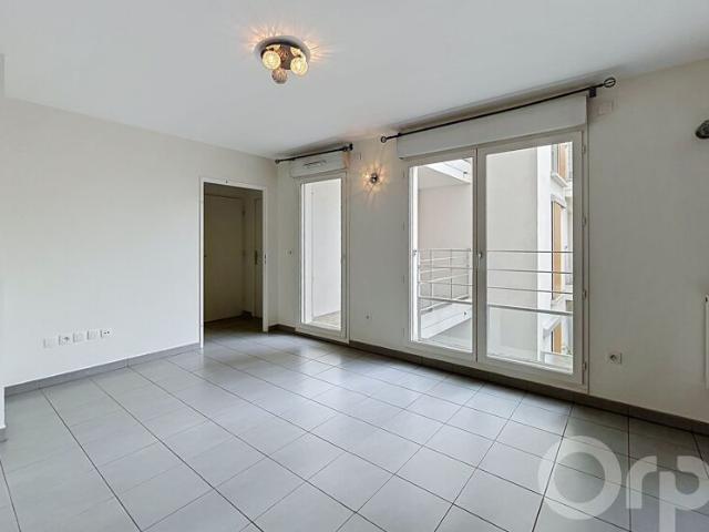 Appartement à louer 2 pièces • 48,01 m2 Créteil