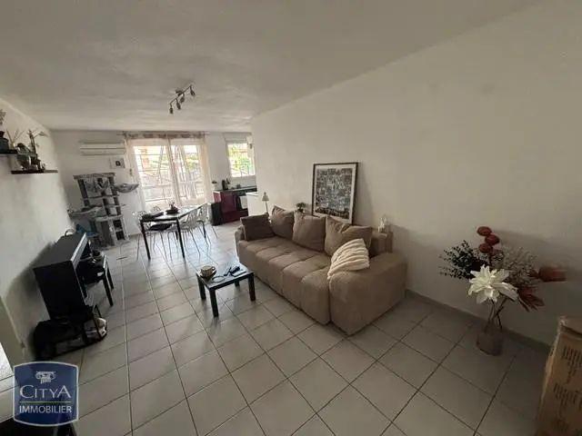 Appartement à louer 2 pièces 48.02m²