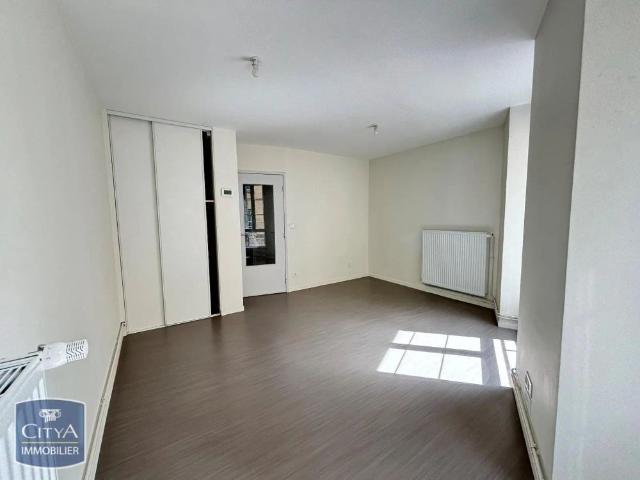 Appartement à louer 2 pièces 48.6m²