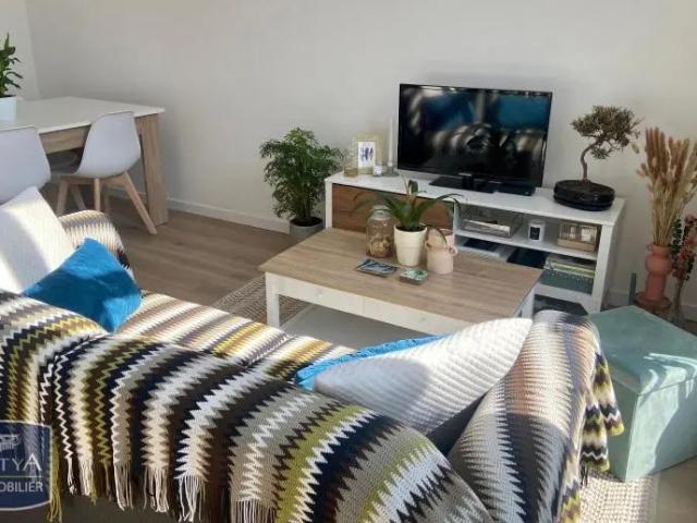 Appartement à louer 2 pièces 48.76m²