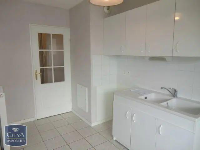 Appartement à louer 2 pièces 48.87m²