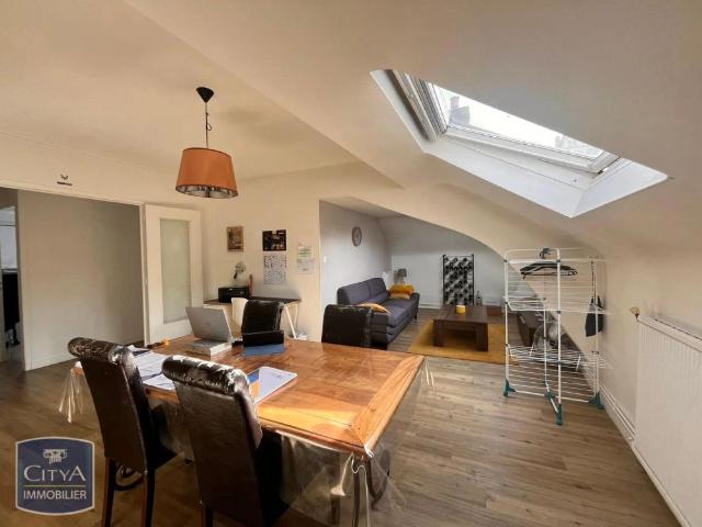 Appartement à louer 2 pièces 48.9m²