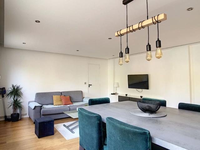 Appartement à louer 2 pièces 49 m