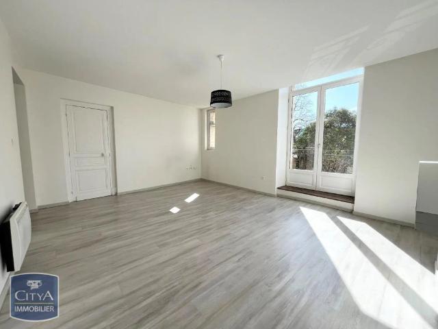 Appartement à louer 2 pièces 49.79m²